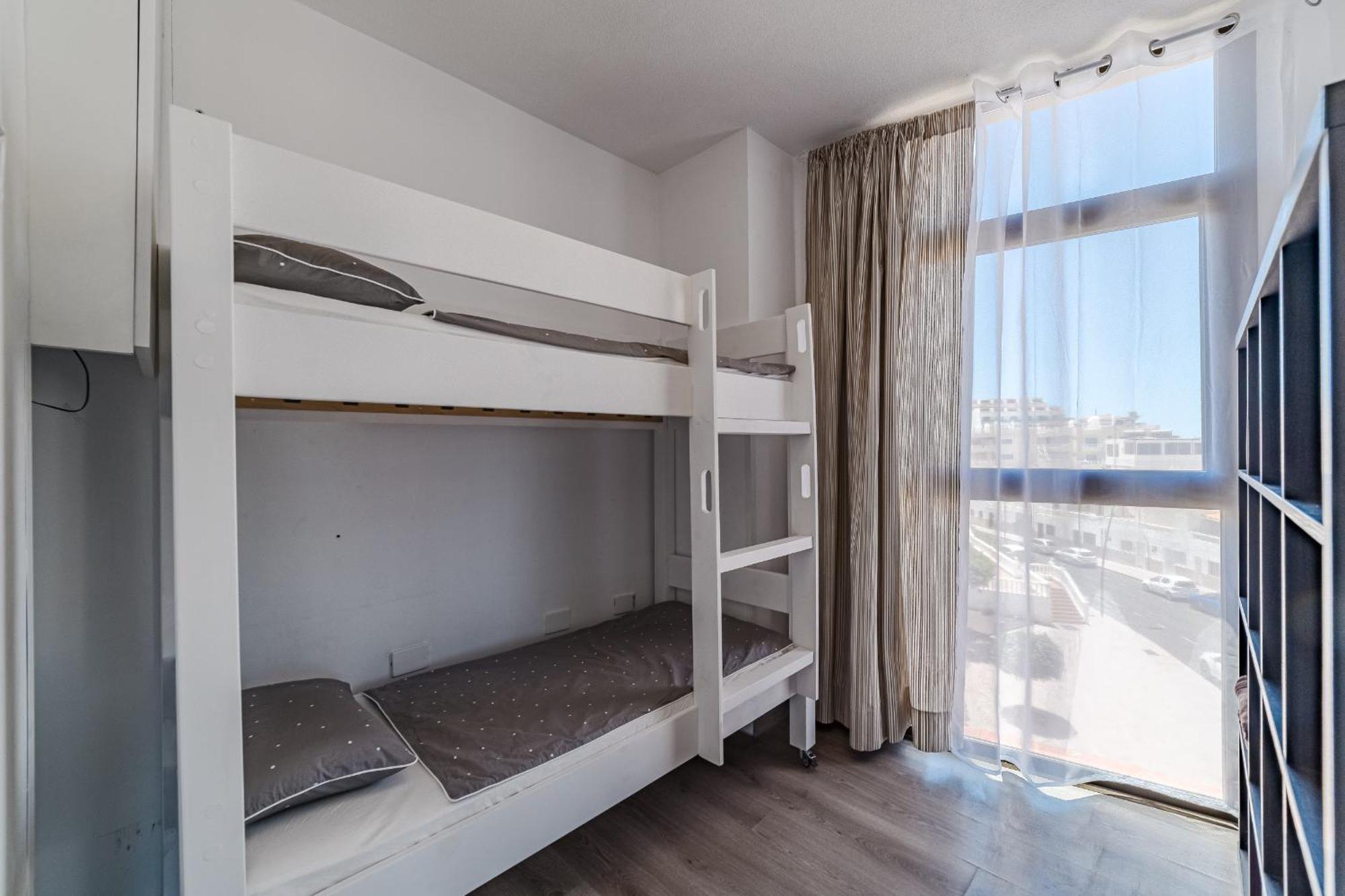 Family Apartment With 3 Bedrooms And Balcony Near Los Gigantes And Ocean プエルト・デ・サンティアゴ エクステリア 写真